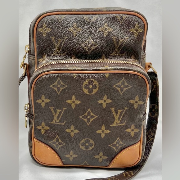 ‼️SOLD‼️Louis Vuitton Amazone Crossbody ❤️ 100% Authentic GREAT CONDITION‼️ - Picture 2 of 16